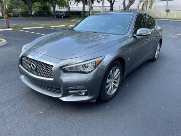 Infiniti Q50 2017