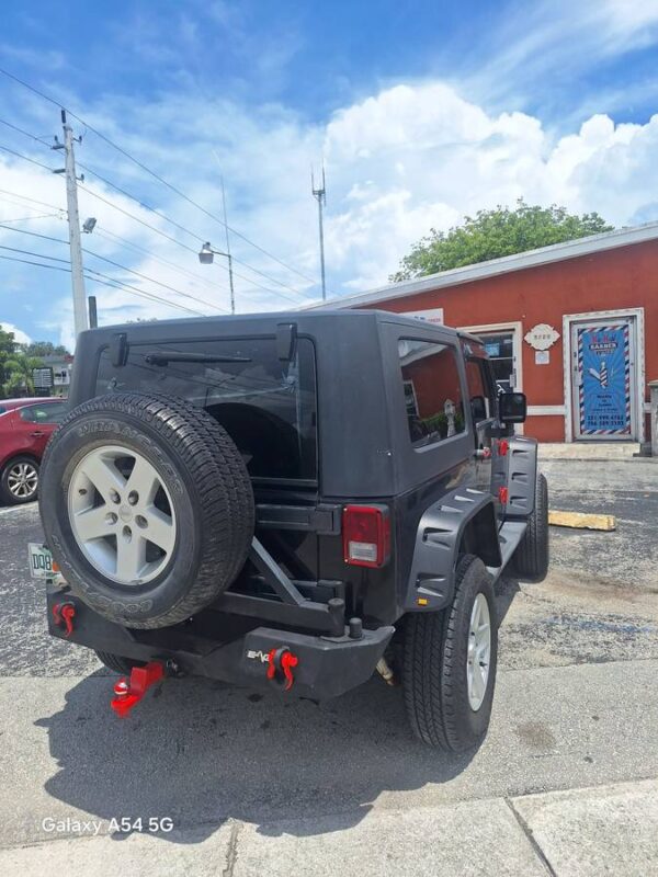 Jeep	Wrangler	2008 118000	Pembroke pines	Privado	Clean Title