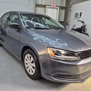 Wolkswagen Passat 2017  Resale Value: 7,500 / PROFIT DETECTED: 2,000